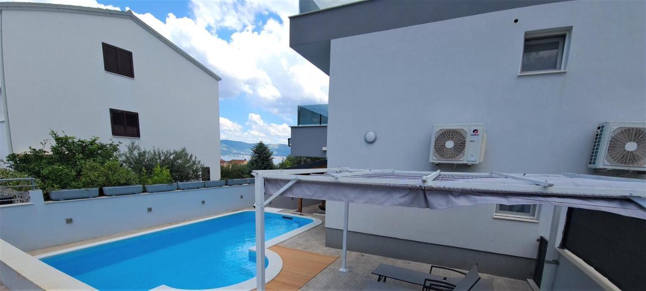 Villa Freya - Vacation House Slatine Exterior foto